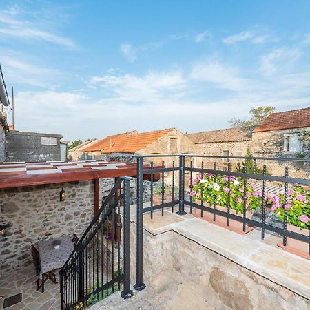 Neviđane Holiday Home Lipa Nasa מראה חיצוני תמונה